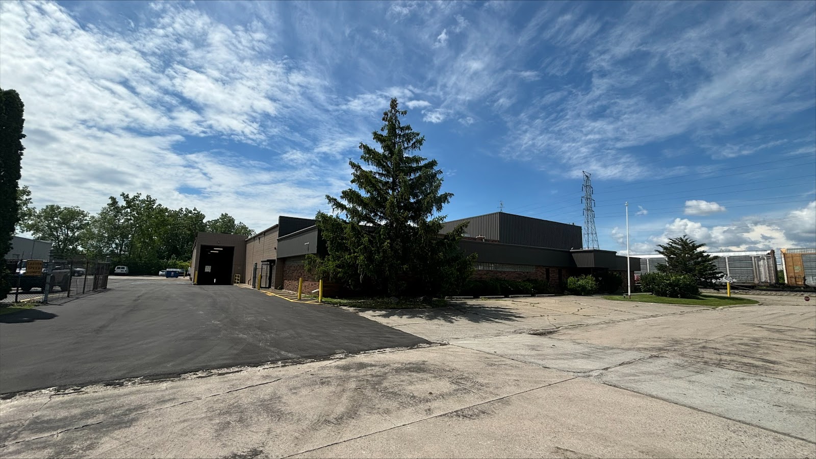 Dealer Auto Parts in Redford Township
