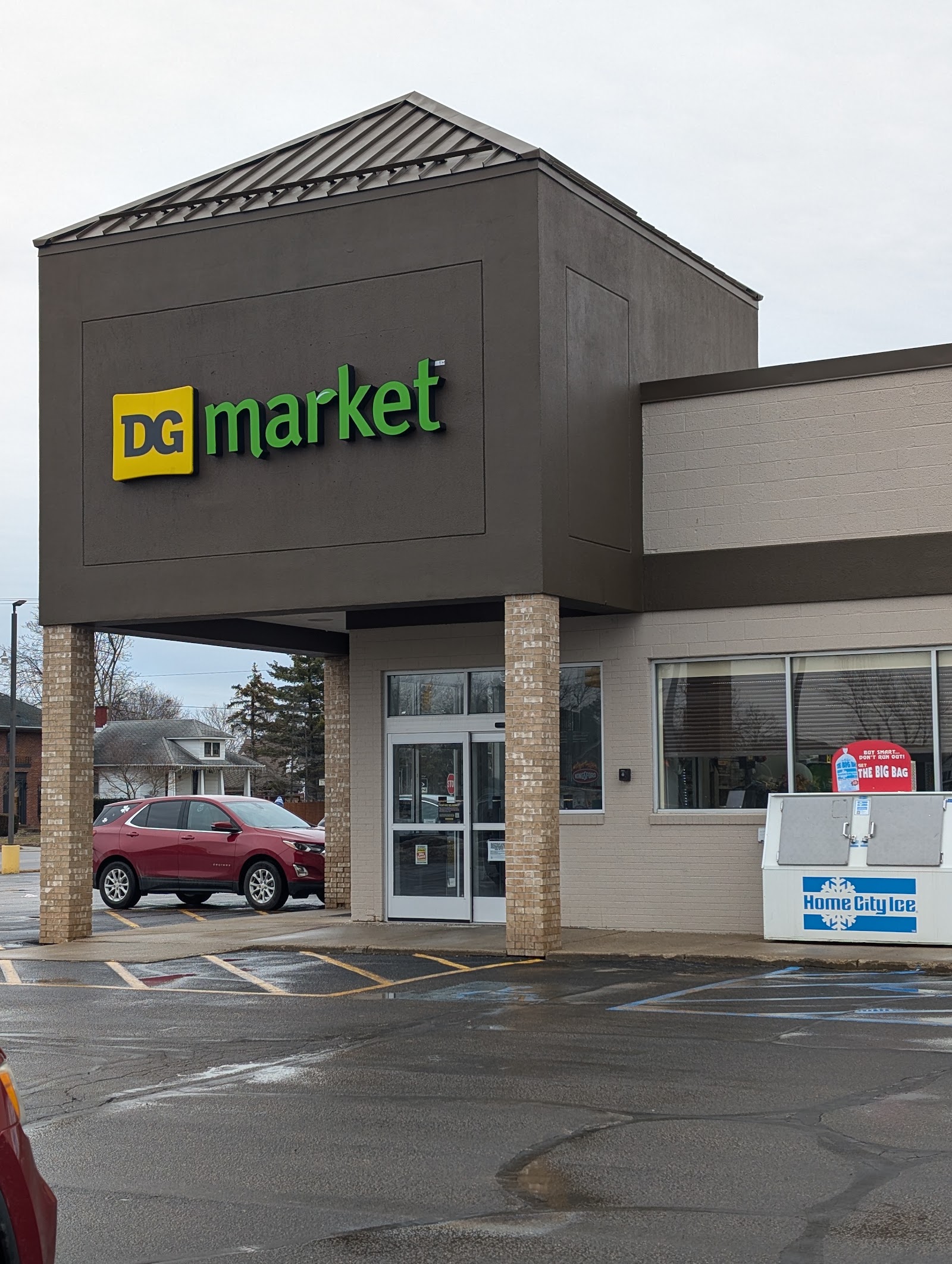 DG Market — photo