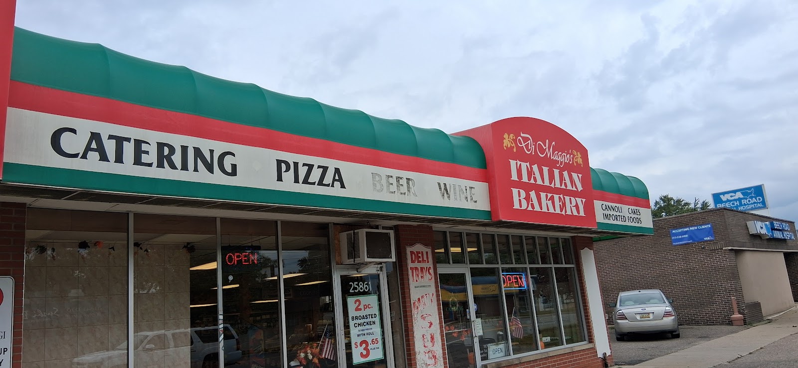 Di Maggio Italian Bakery in Redford Township