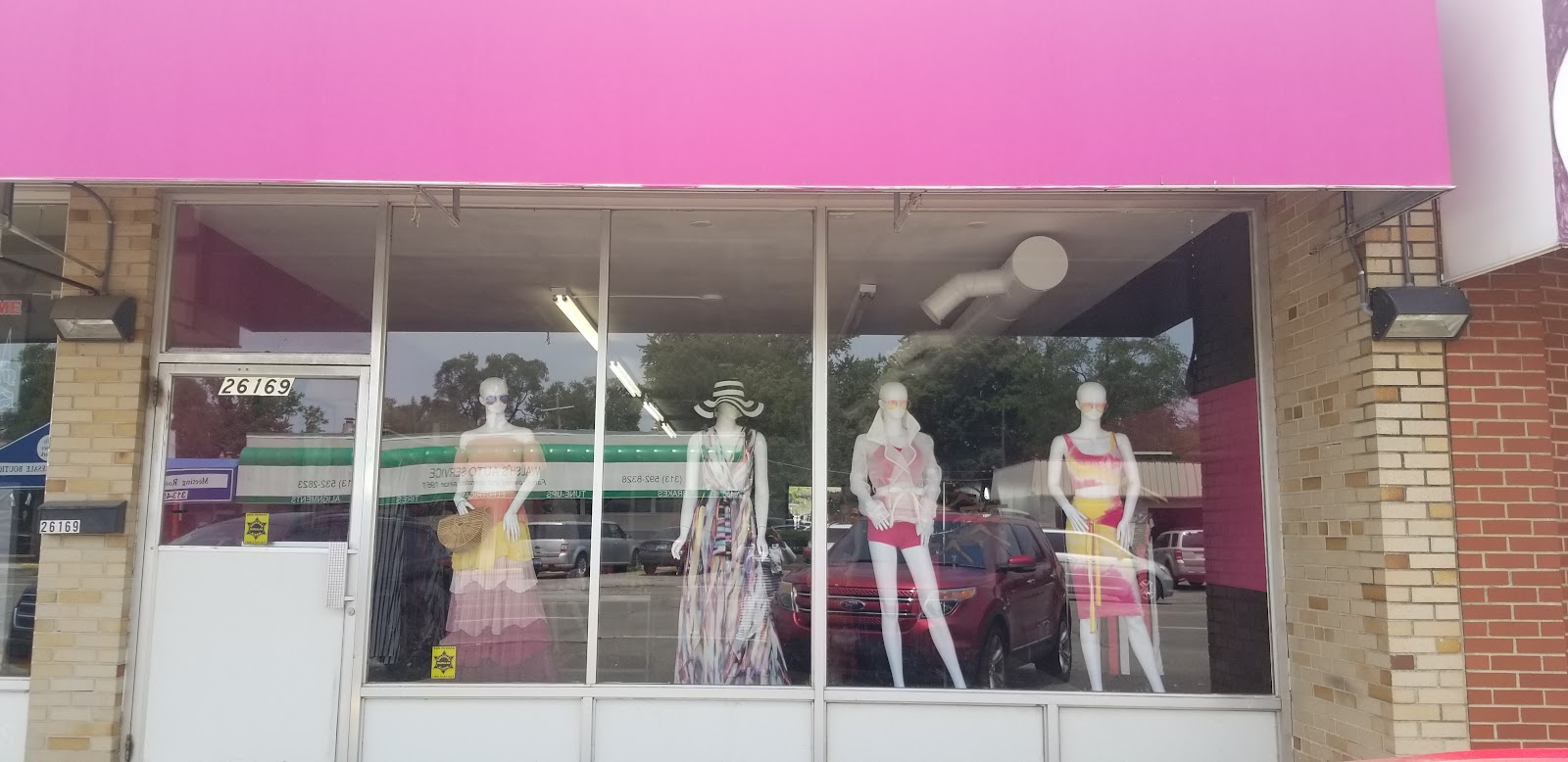 Elbeautybar in Redford Township