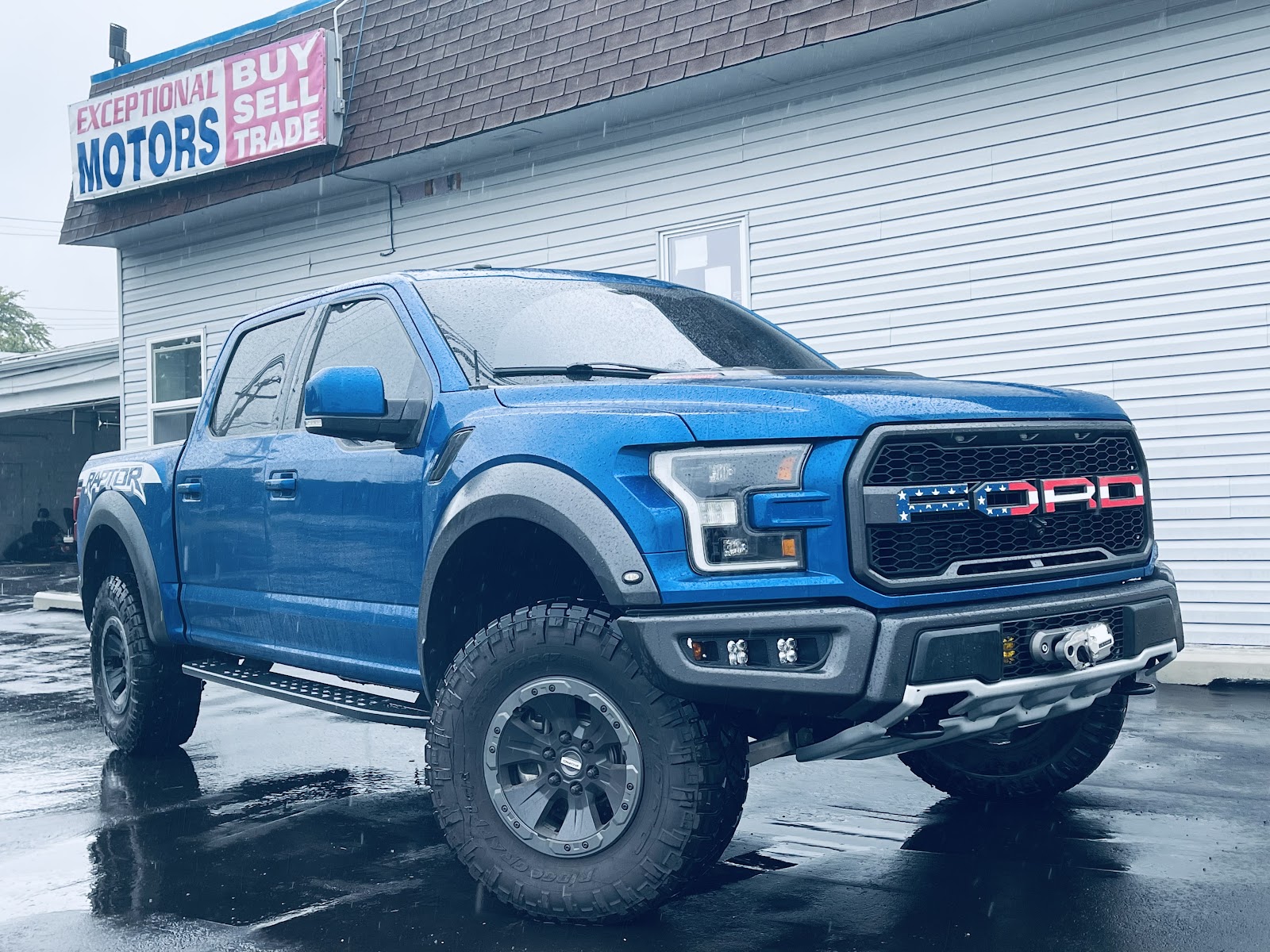 Exceptional Motors — photo
