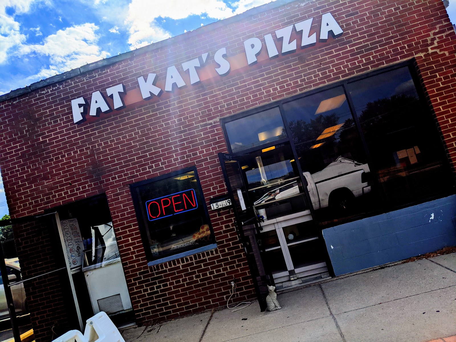 Fat Kats Pizza in Redford Township