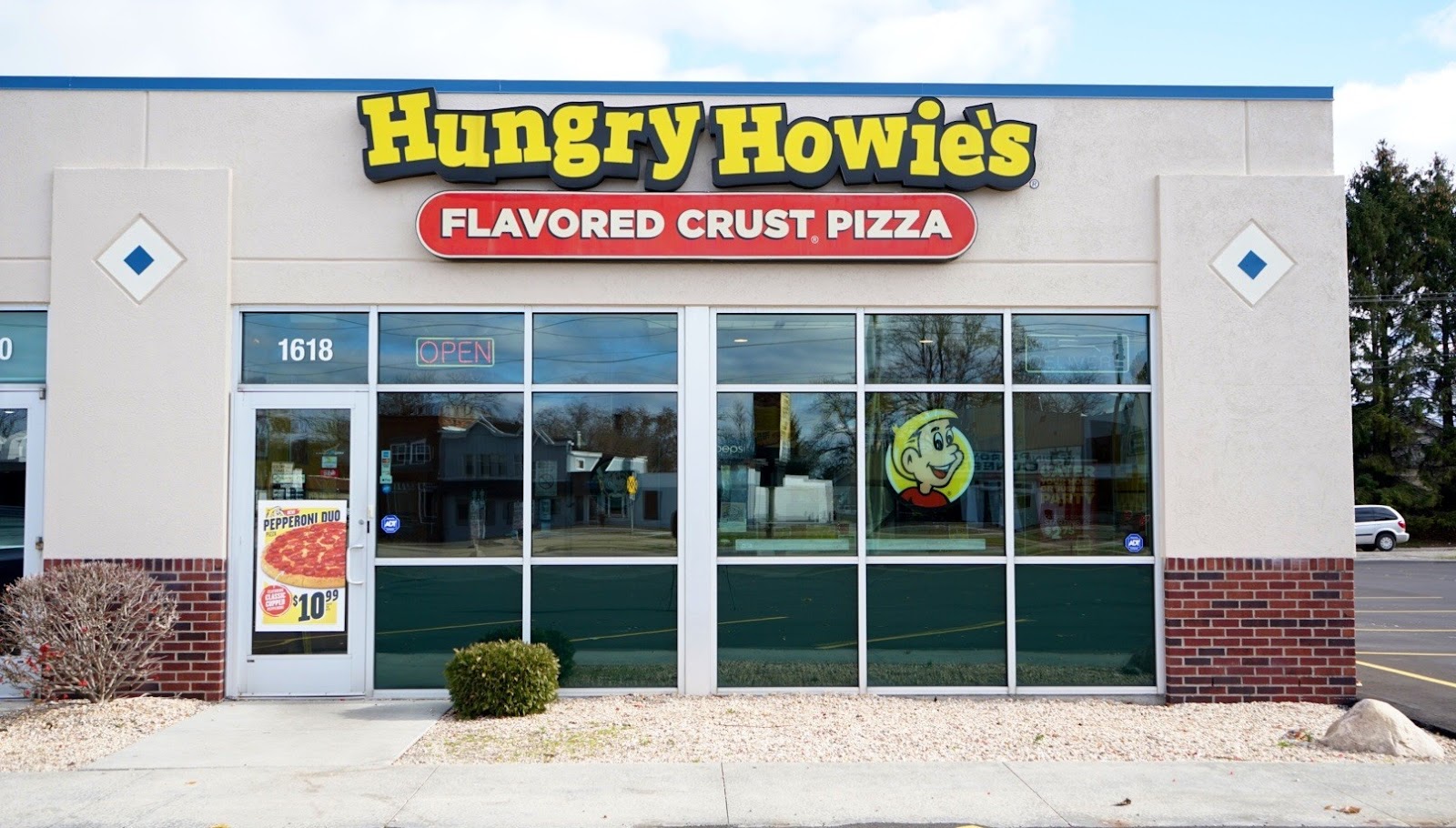 Hungry Howie's Pizza in Redford Township