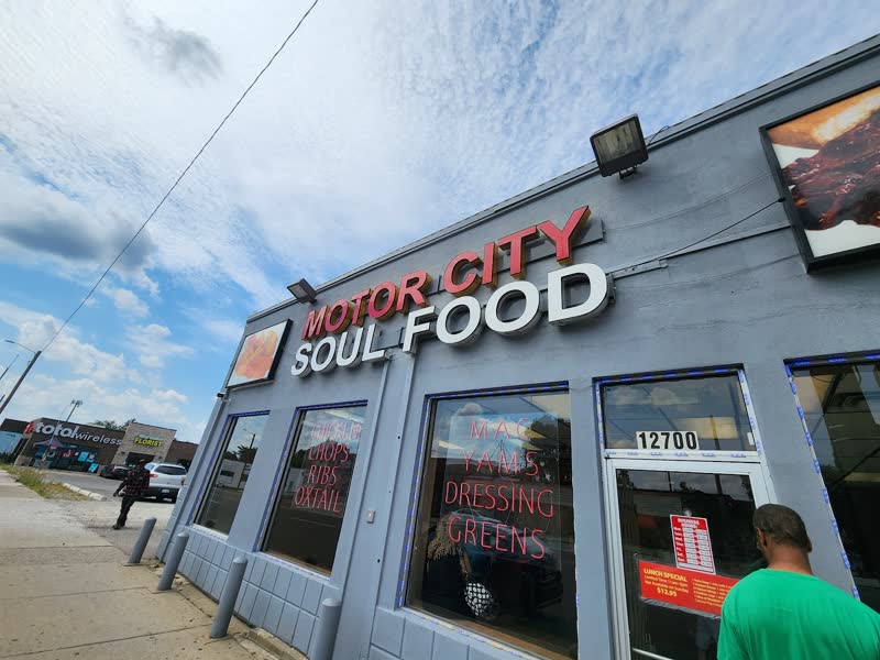 Motor City Soul Food in Redford Township