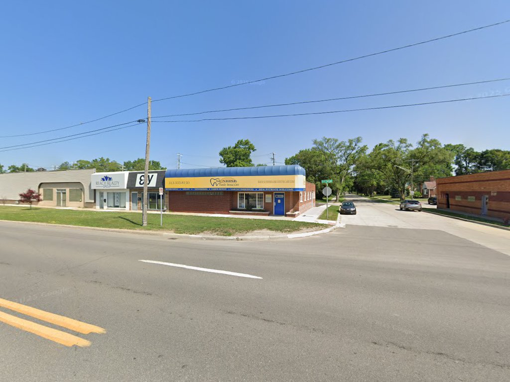 Sunrise Family Dental Care: Young Roberta — photo