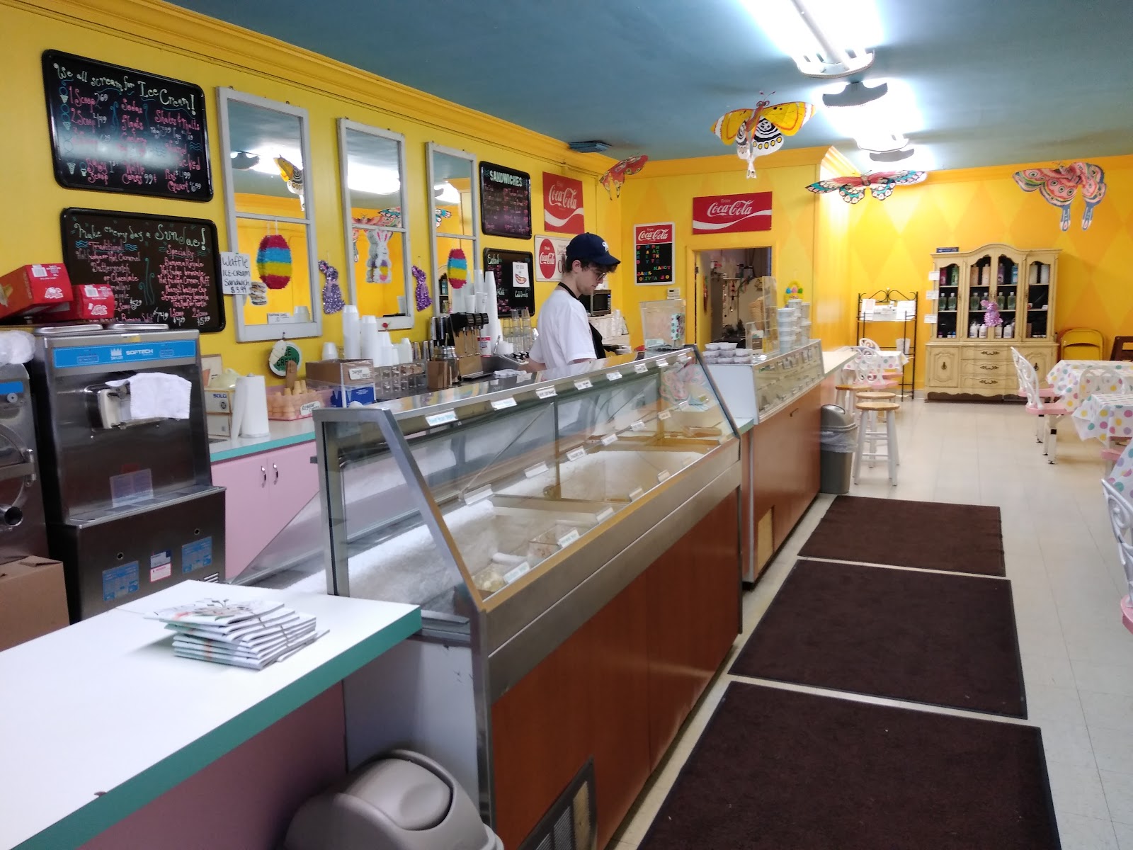 Vicky's Ice Cream — photo